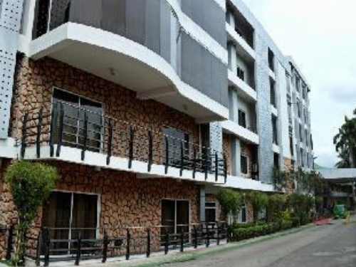 The Ritz Hotel at Garden Oases image 16
