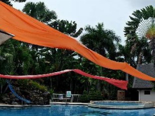 The Ritz Hotel at Garden Oases image 6