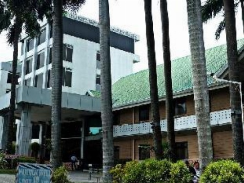 The Ritz Hotel at Garden Oases image 9